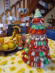 Macaron Christmas tree